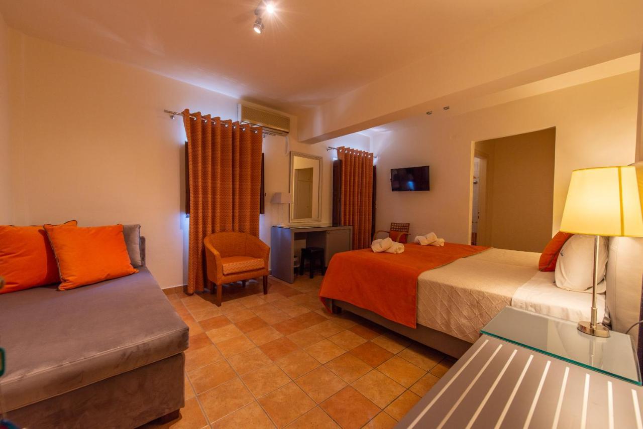 Kastro Maini Hotel Areopoli Exterior foto